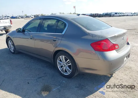 2013 Infiniti G37 Journey z USA, uszkodzony, nr VIN JN1CV6AP0DM301043